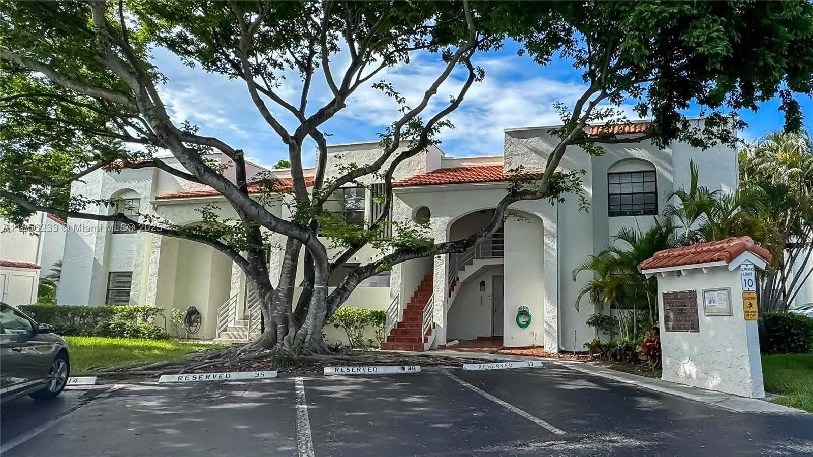 Small Image of 3570 MAGELLAN CIR #222-2, Aventura Number 2