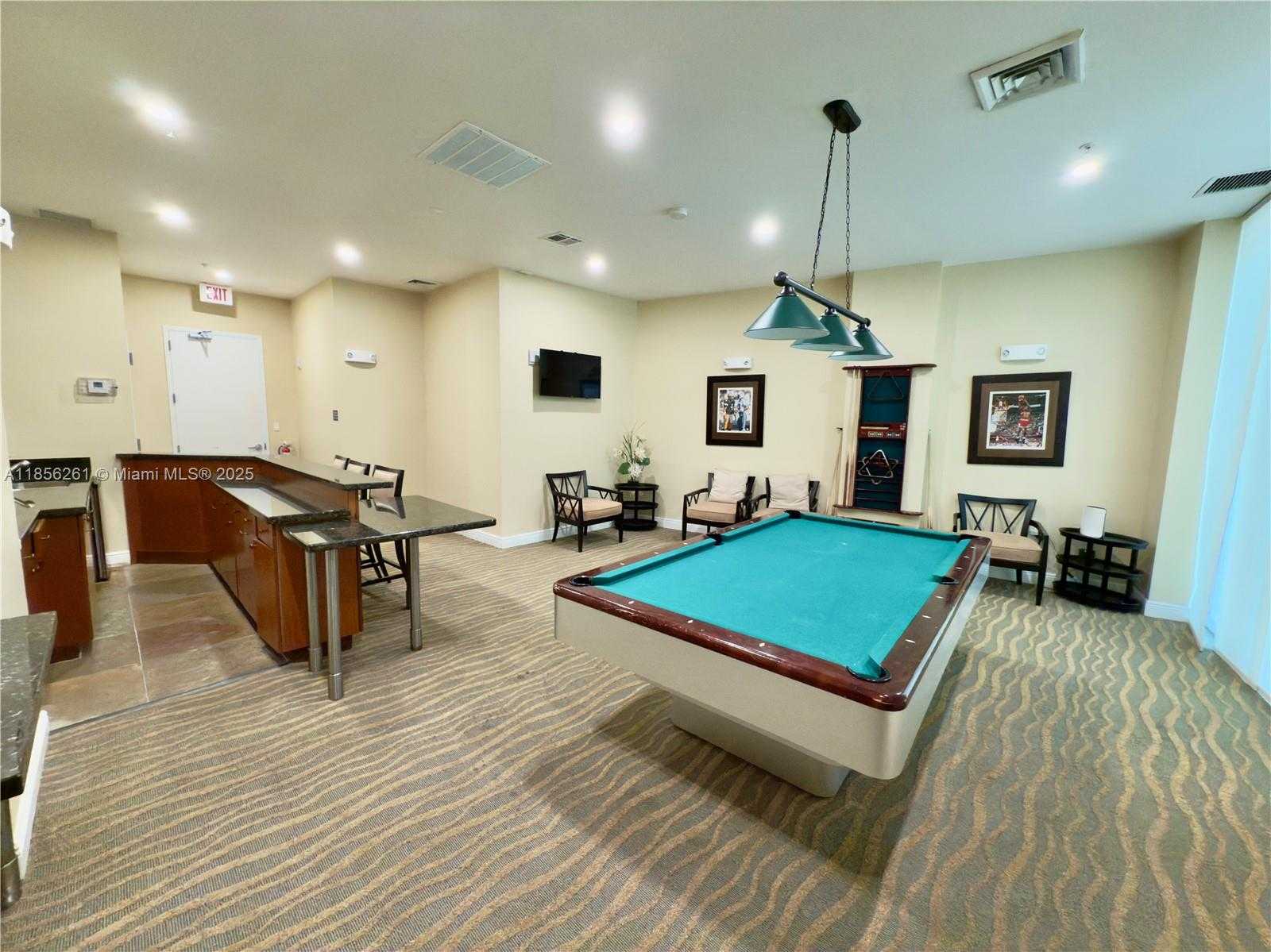 Small Image of 1745 Hallandale Beach Blvd, Hallandale Beach, FL 33009, USA Number 24