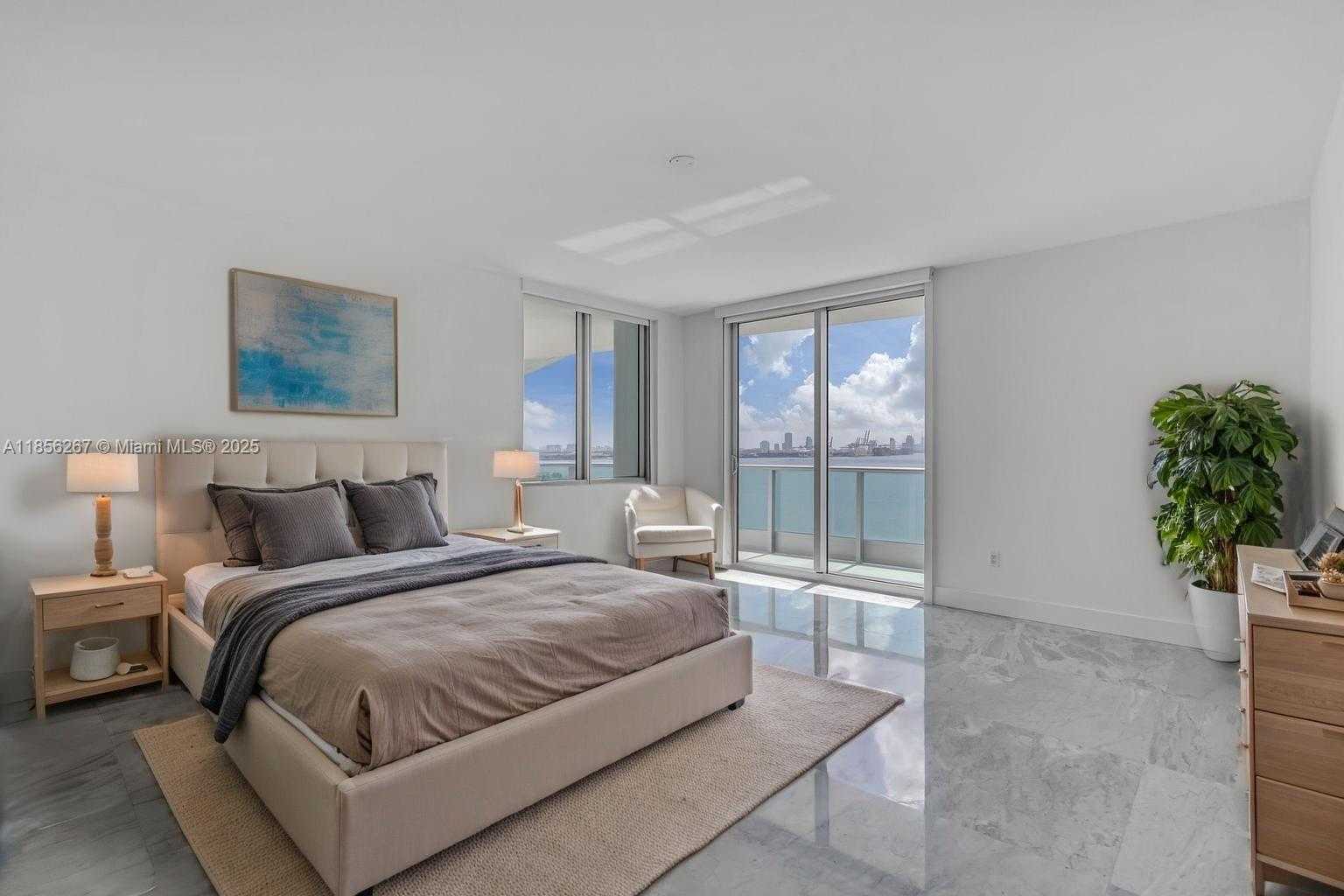 Small Image of 1331 BRICKELL BAY DR #1201, Miami Number 14
