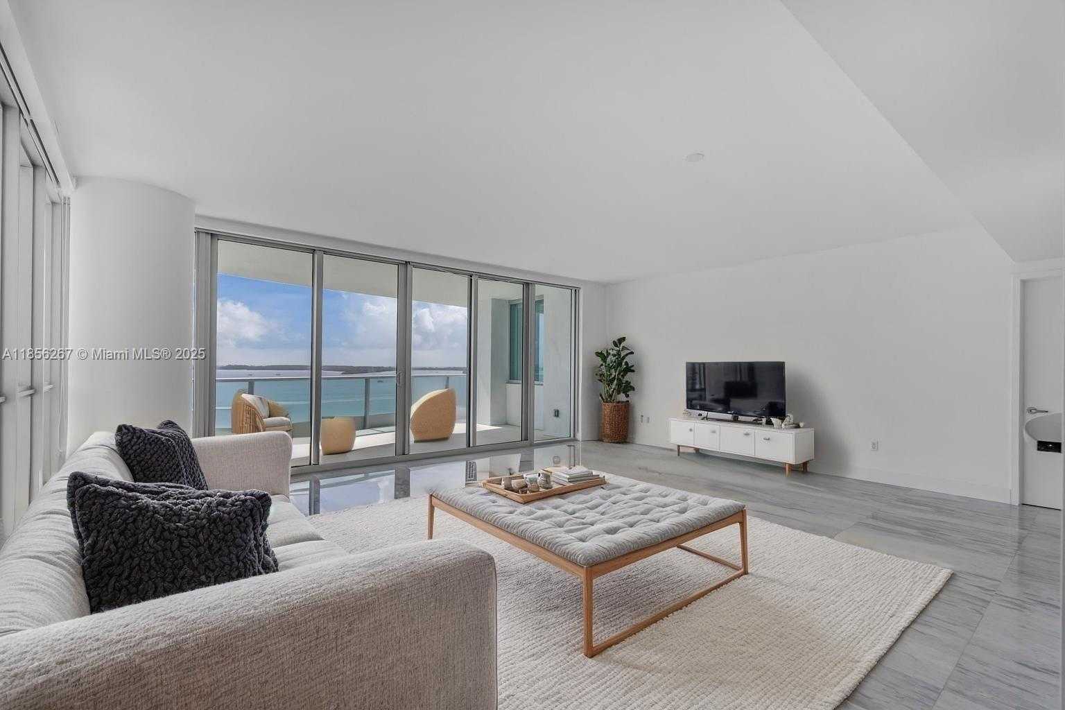 Small Image of 1331 BRICKELL BAY DR #1201, Miami Number 5