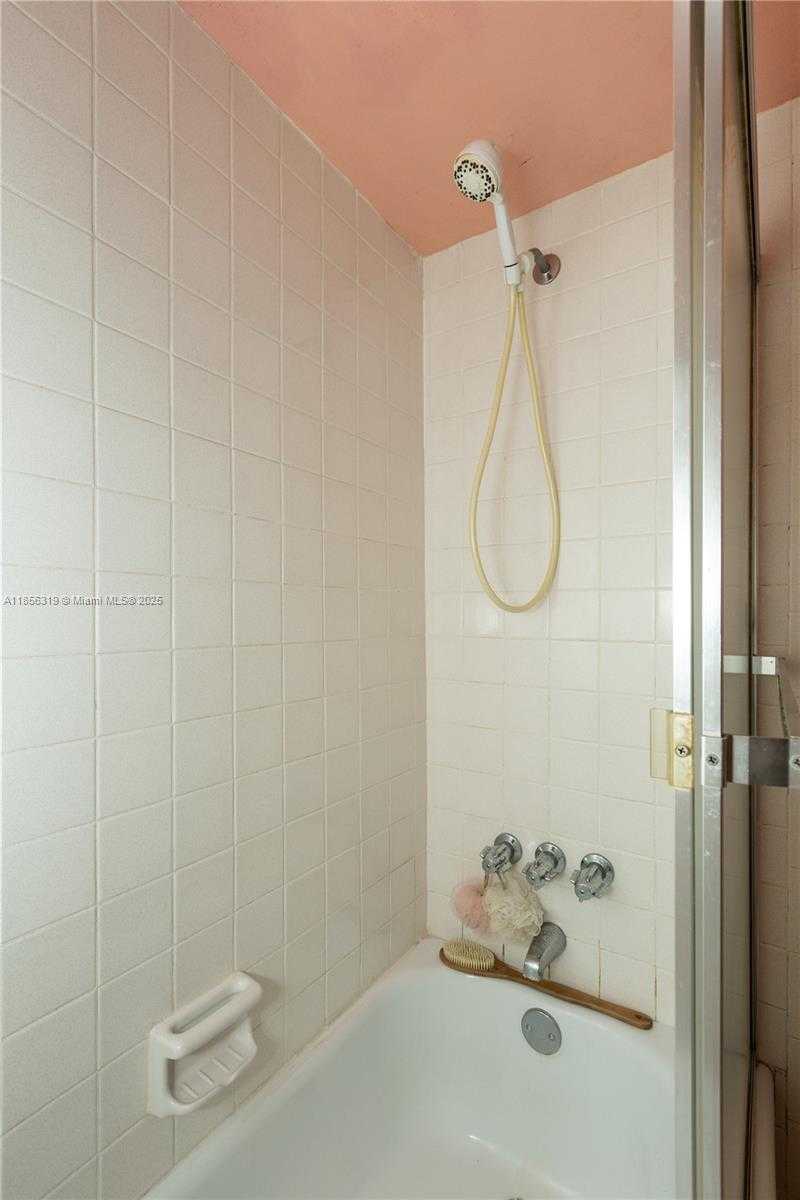 Small Image of 619 NORTH EAST 14TH AVE #507, Hallandale Beach Number 15