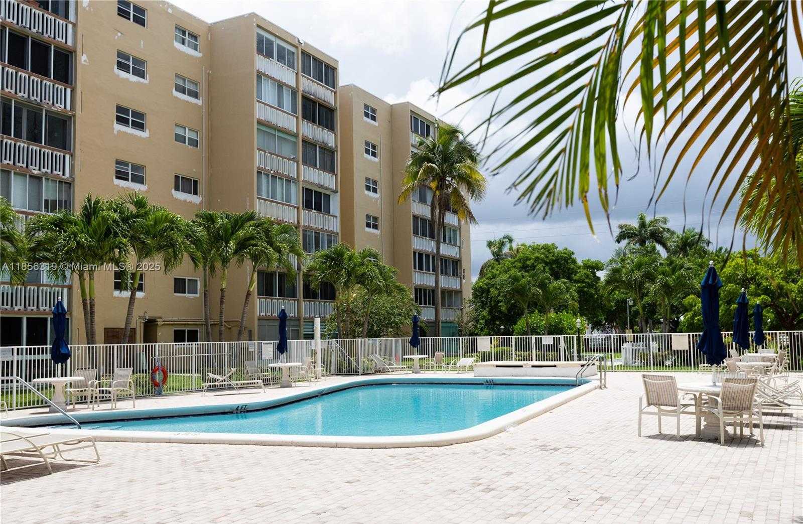 Small Image of 619 NORTH EAST 14TH AVE #507, Hallandale Beach Number 28