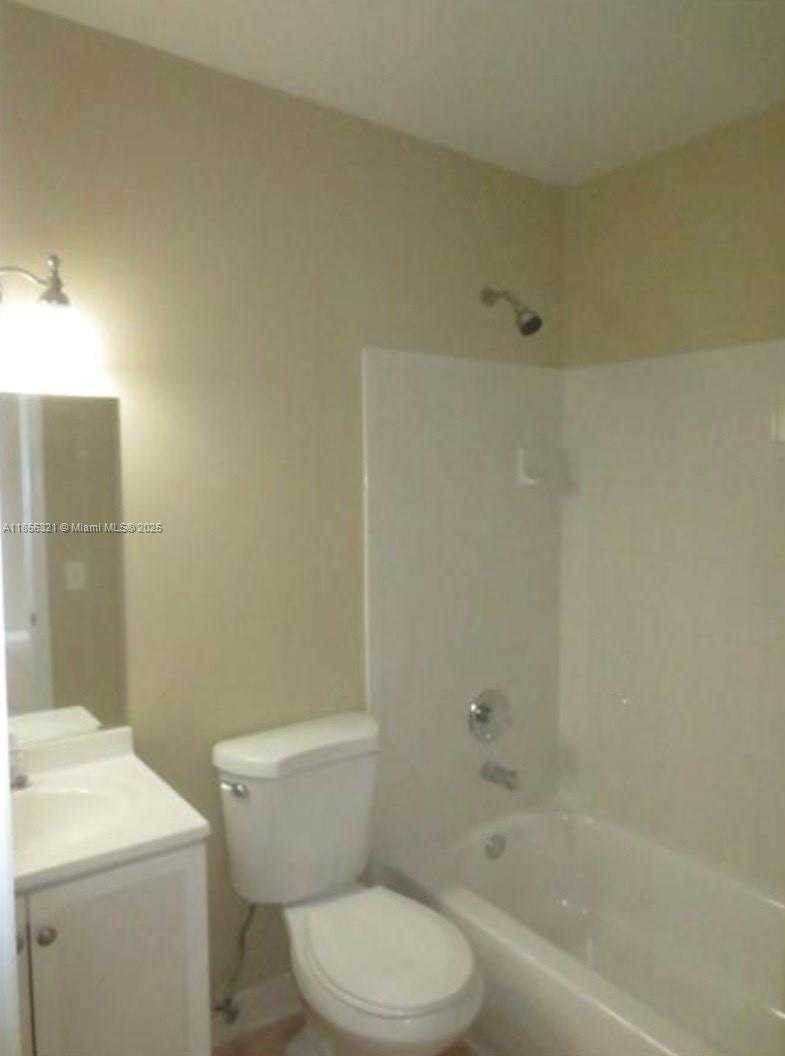 Small Image of 15665 SOUTH WEST 82ND CIR LN #4-4, Miami Number 7