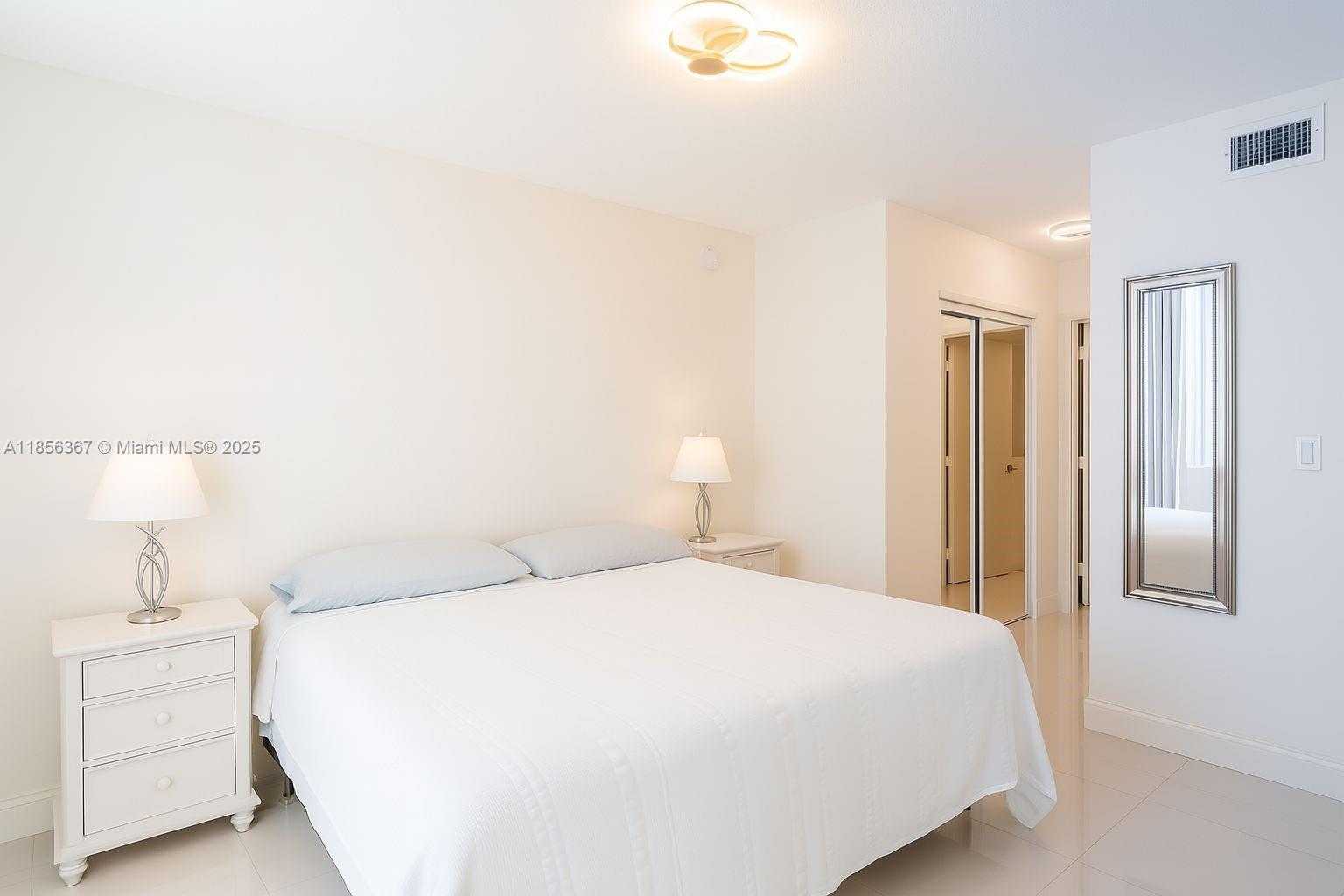 Small Image of 9201 COLLINS AVE #624, Surfside Number 8