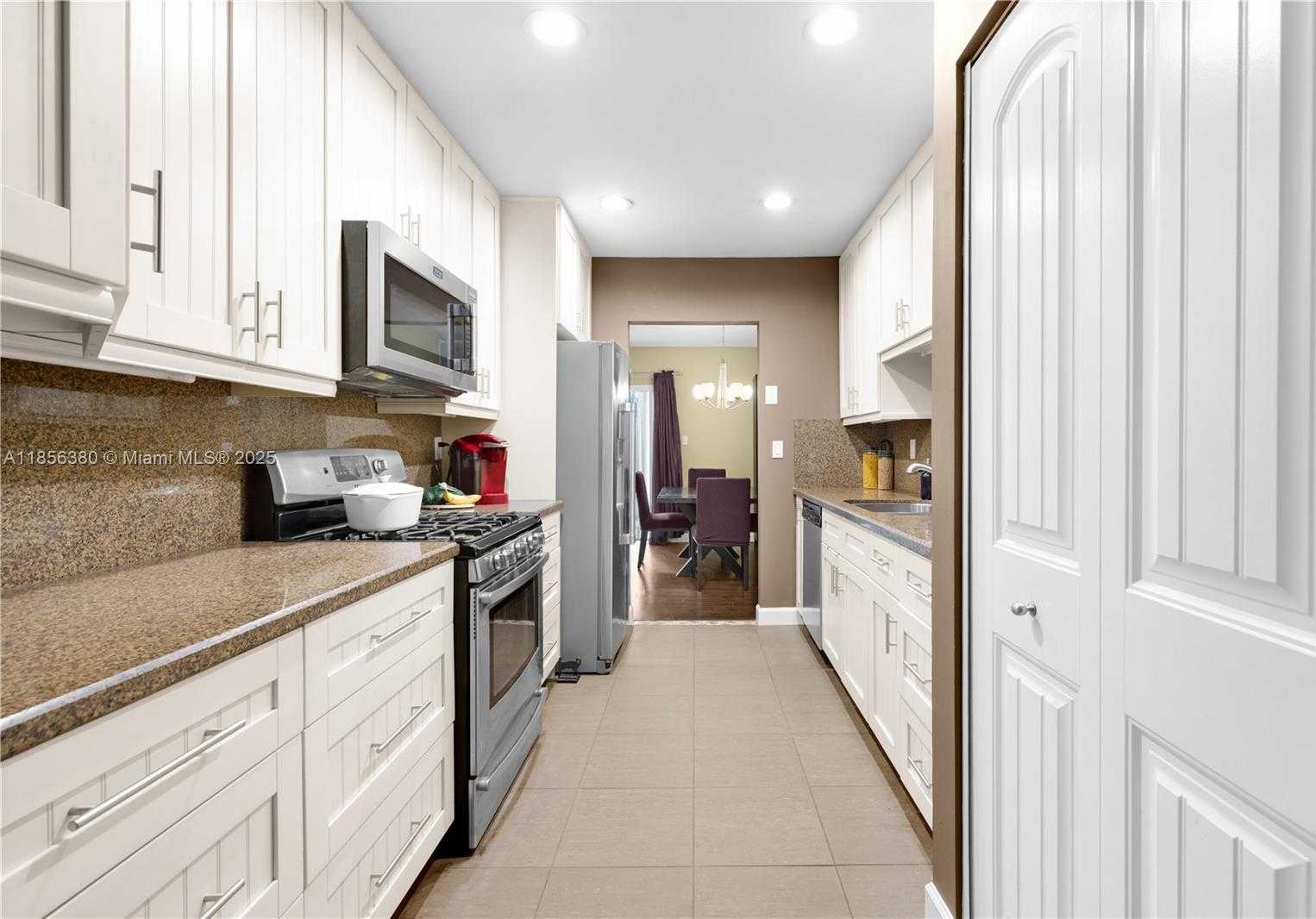 Small Image of 10929 SOUTH WEST 113TH PL #73A, Miami Number 28