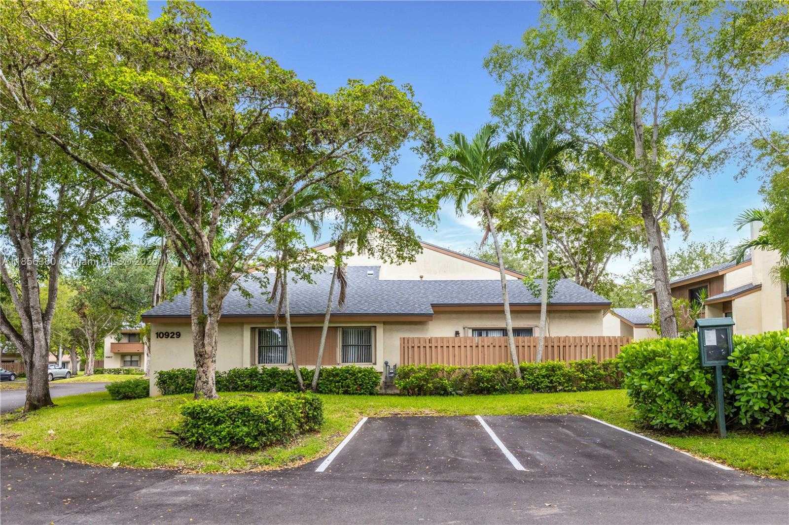 Small Image of 10929 SOUTH WEST 113TH PL #73A, Miami Number 33