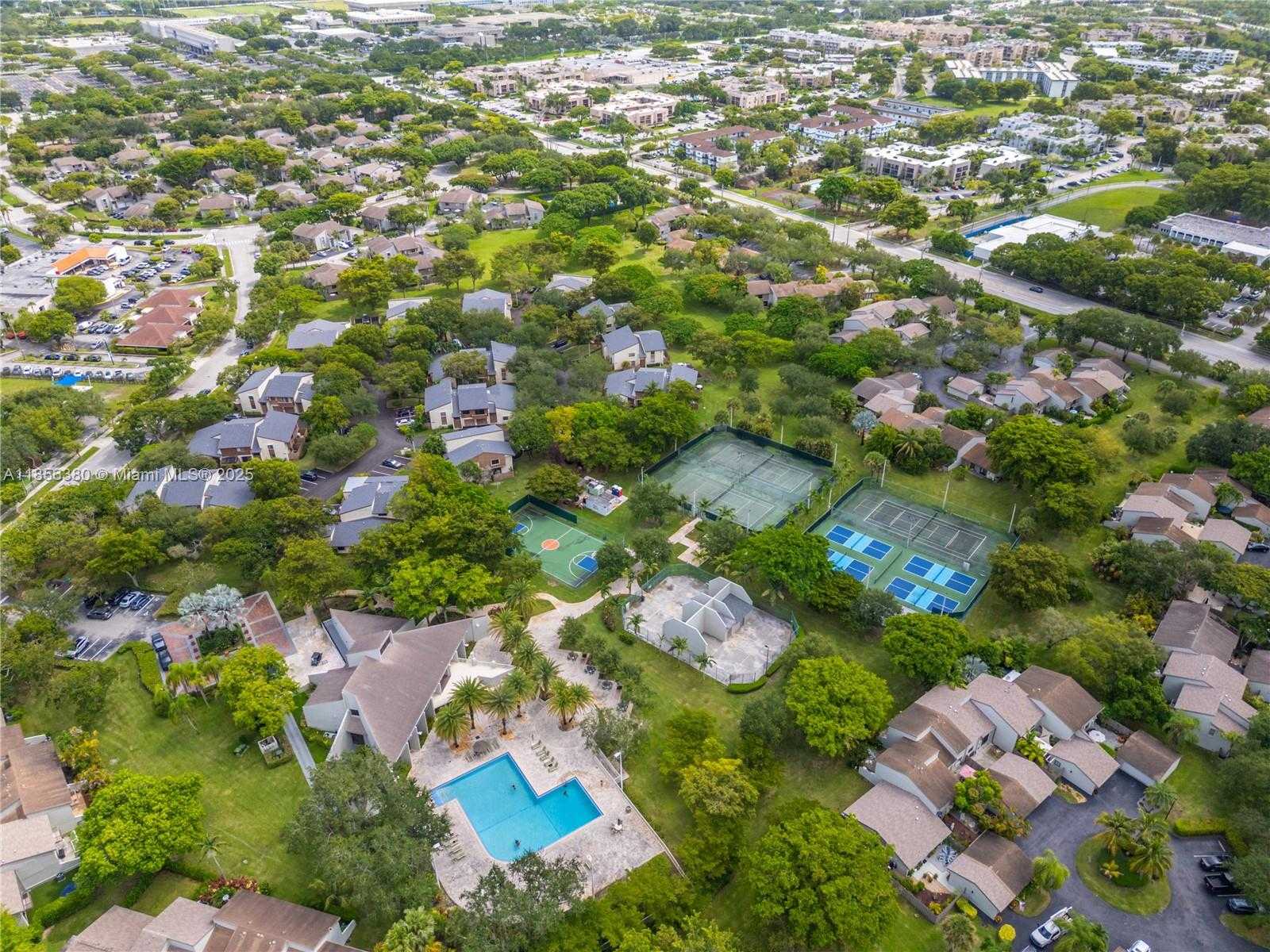 Small Image of 10929 SOUTH WEST 113TH PL #73A, Miami Number 44