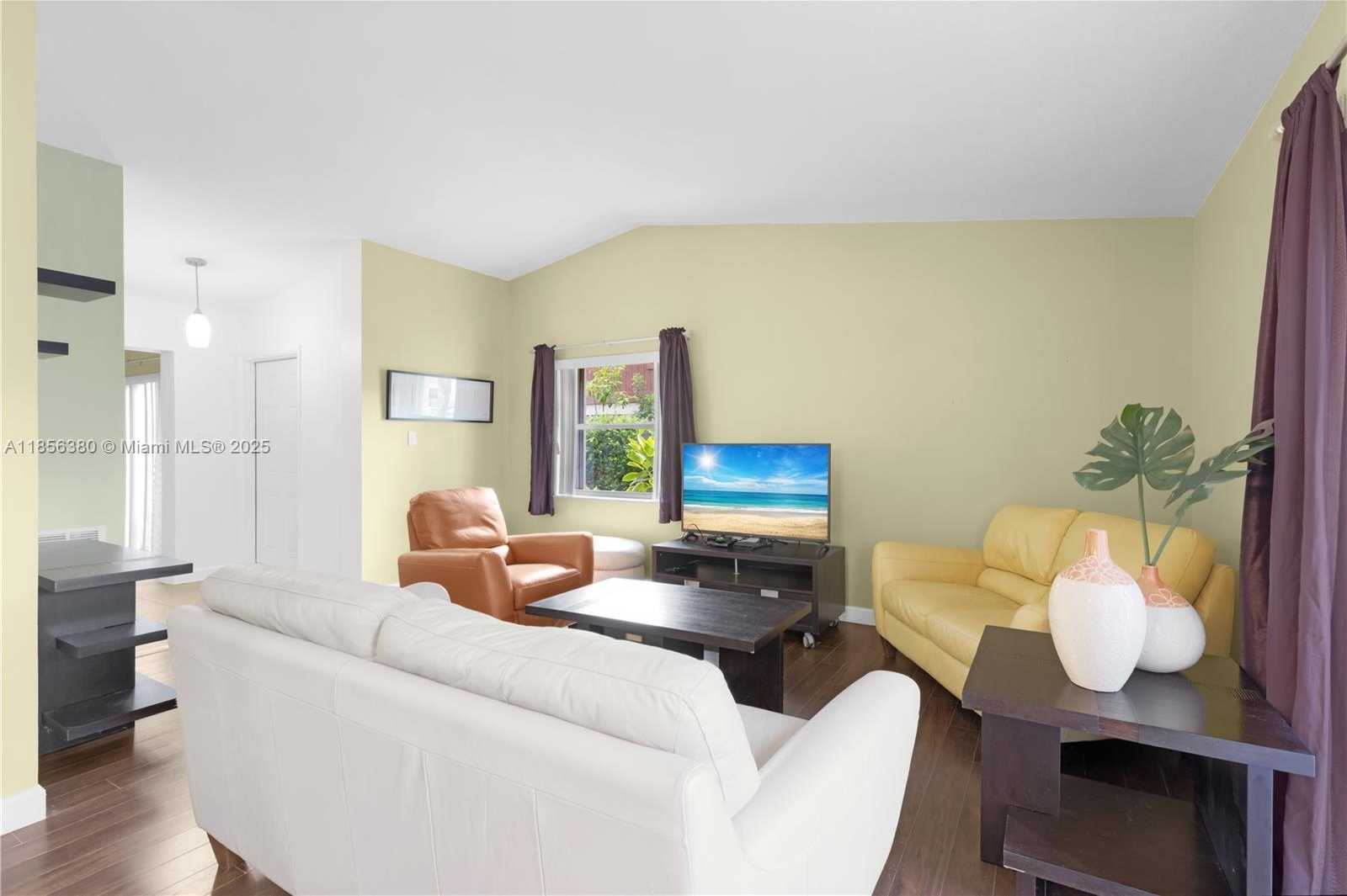 Small Image of 10929 SOUTH WEST 113TH PL #73A, Miami Number 5