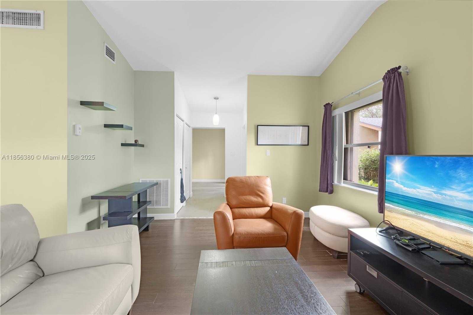 Small Image of 10929 SOUTH WEST 113TH PL #73A, Miami Number 6