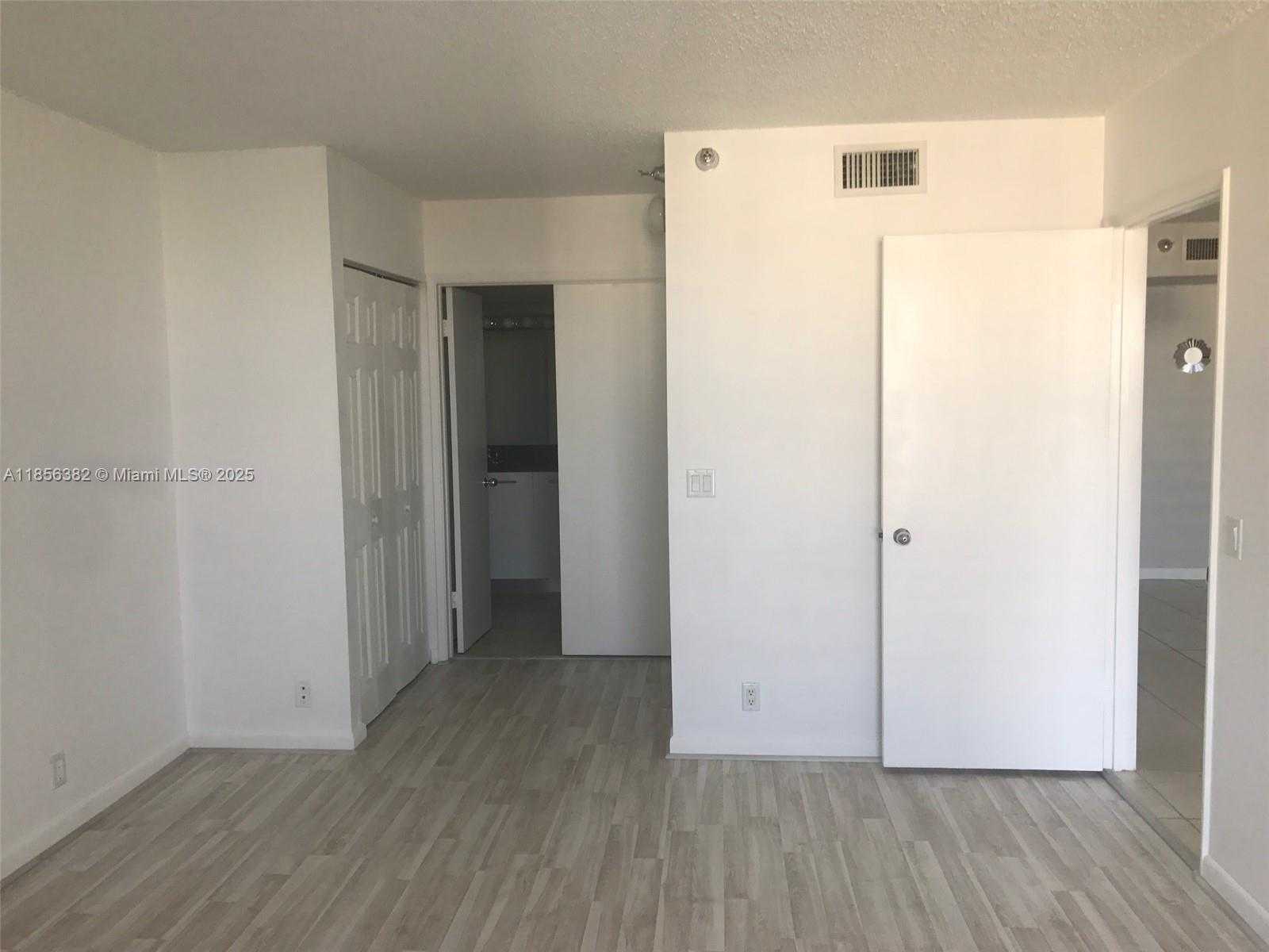 Small Image of 3300 NORTH EAST 191ST ST #PH8, Aventura Number 5