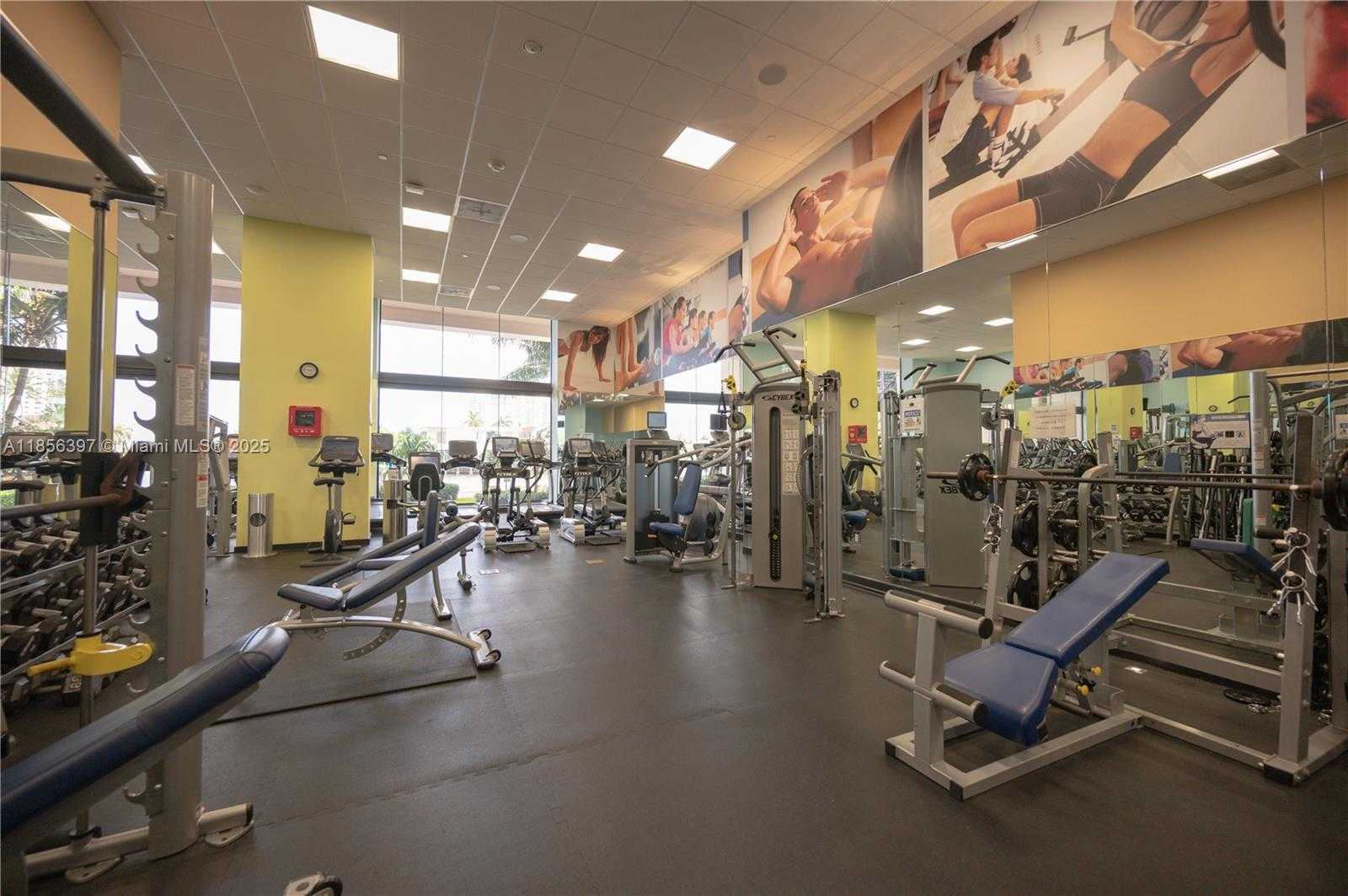 Small Image of 19667 TURNBERRY WAY #7B, Aventura Number 27