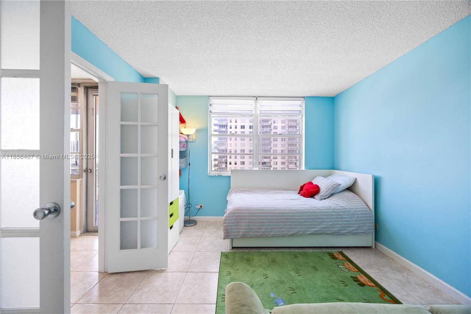 Small Image of 251 174TH ST #812, Sunny Isles Beach Number 12