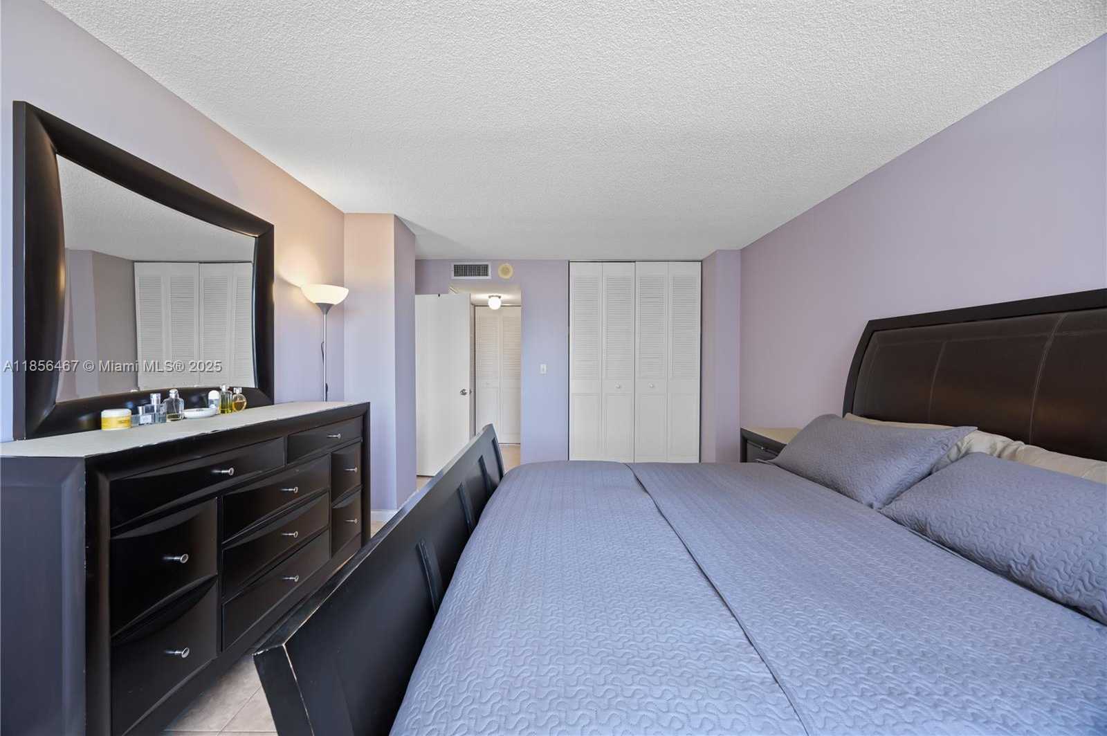 Small Image of 251 174TH ST #812, Sunny Isles Beach Number 21