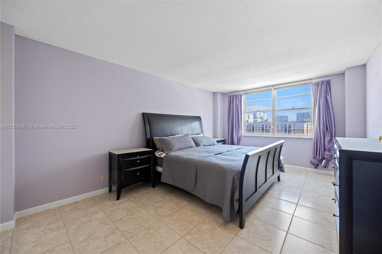 Small Image of 251 174TH ST #812, Sunny Isles Beach Number 23