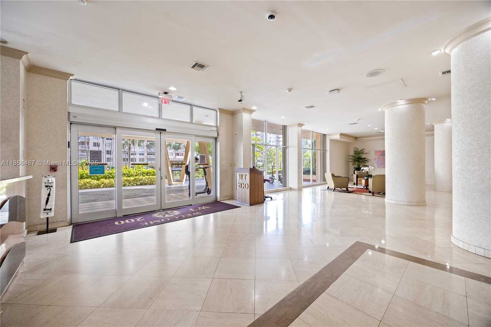 Small Image of 251 174TH ST #812, Sunny Isles Beach Number 3