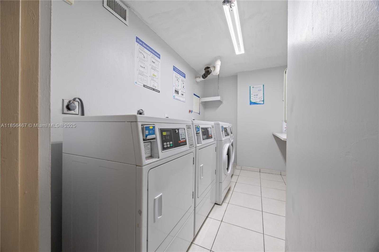 Small Image of 251 174TH ST #812, Sunny Isles Beach Number 6