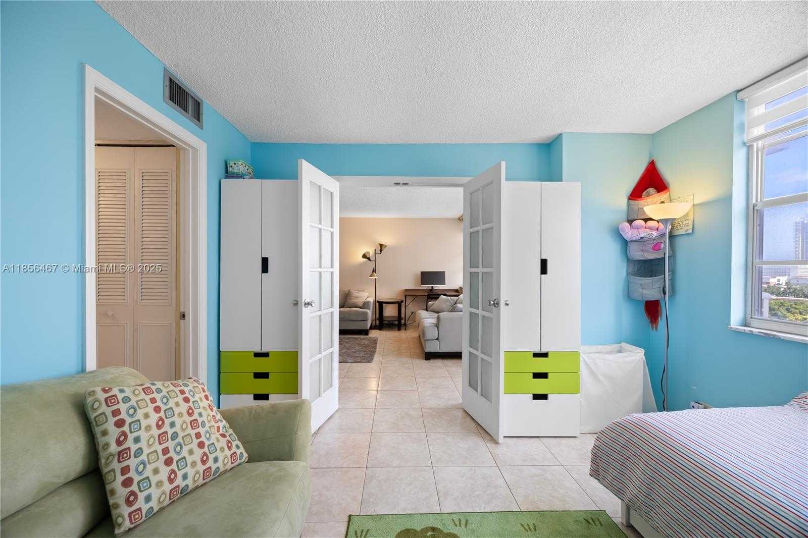 Small Image of 251 174TH ST #812, Sunny Isles Beach Number 9