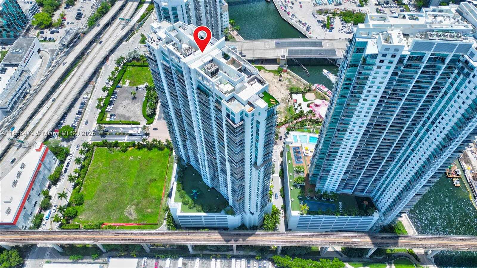 Small Image of 90 SOUTH WEST 3RD ST #PH-10, Miami Number 20