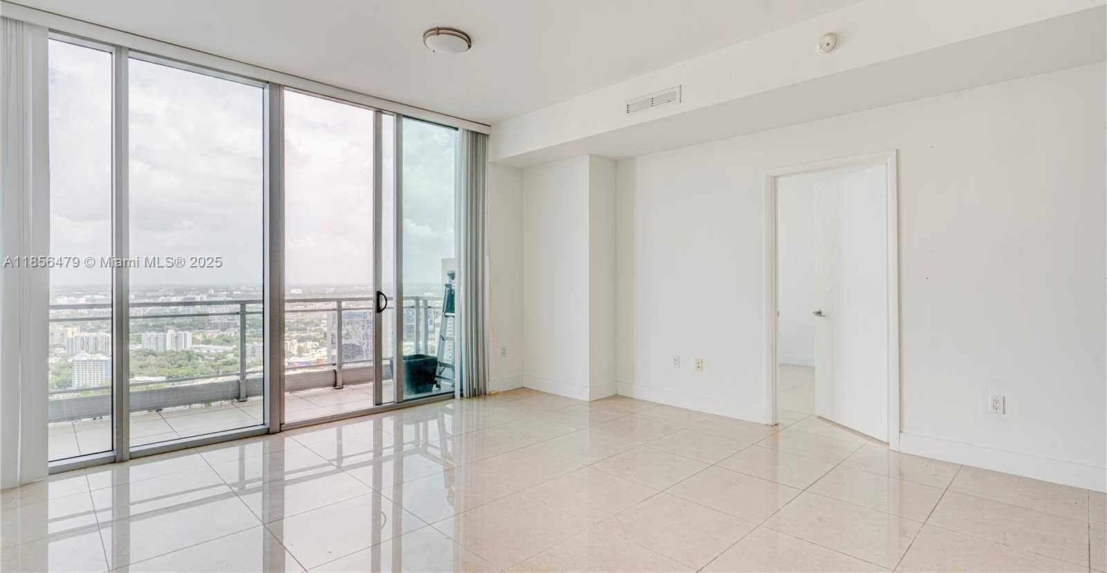 Small Image of 90 SOUTH WEST 3RD ST #PH-10, Miami Number 3