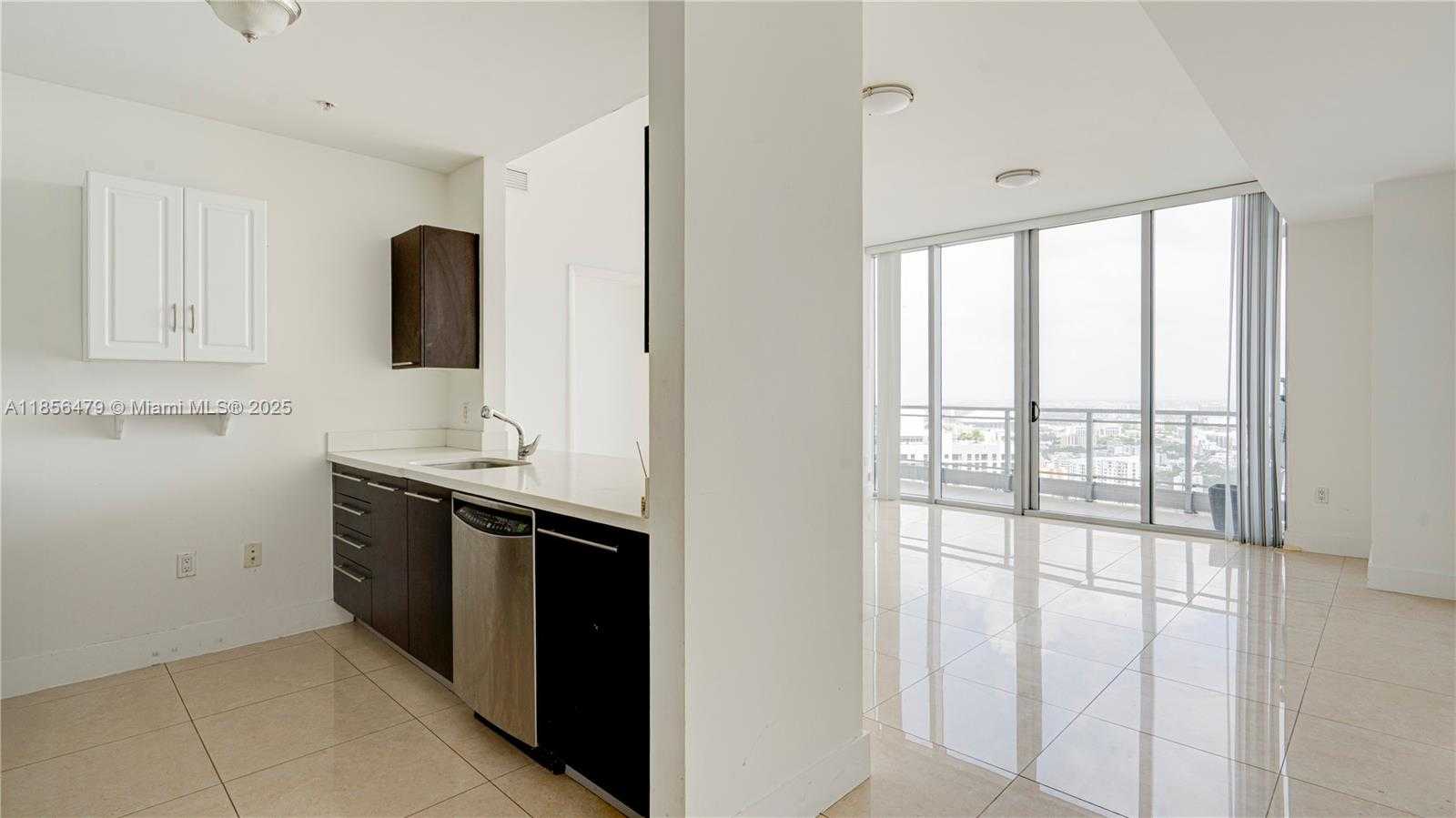 Small Image of 90 SOUTH WEST 3RD ST #PH-10, Miami Number 5