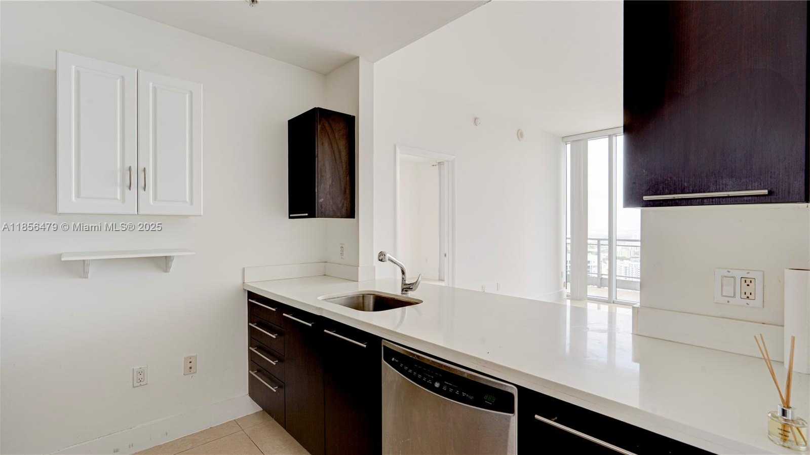 Small Image of 90 SOUTH WEST 3RD ST #PH-10, Miami Number 7