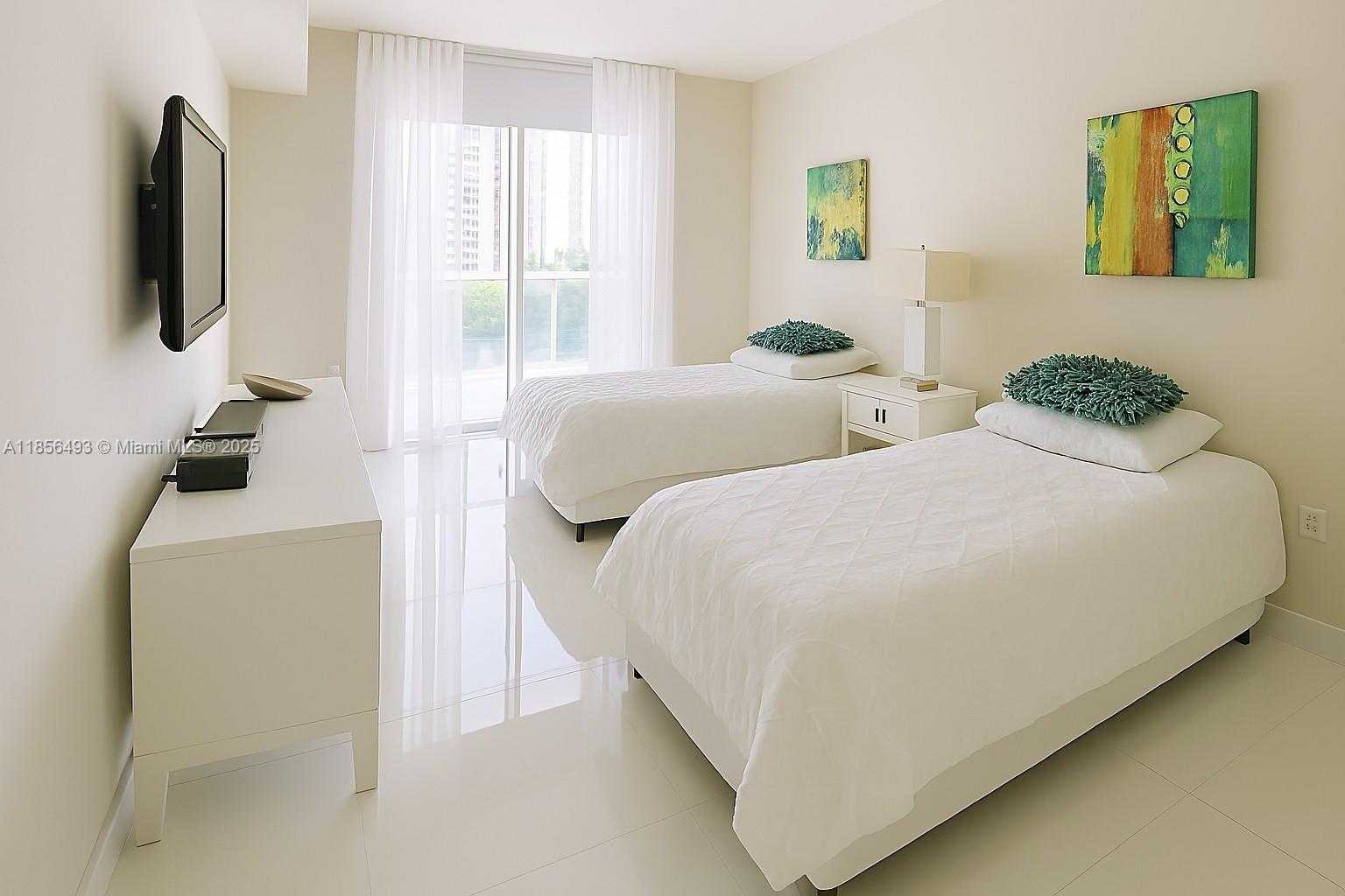 Small Image of 250 SUNNY ISLES BLVD #3-1506, Sunny Isles Beach Number 19