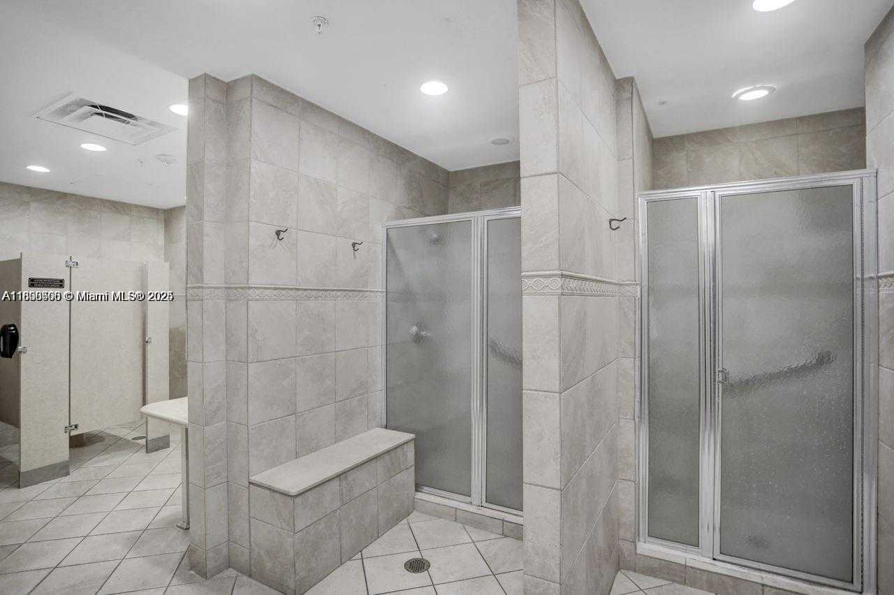 Small Image of 2030 SOUTH OCEAN DR #516, Hallandale Beach Number 15