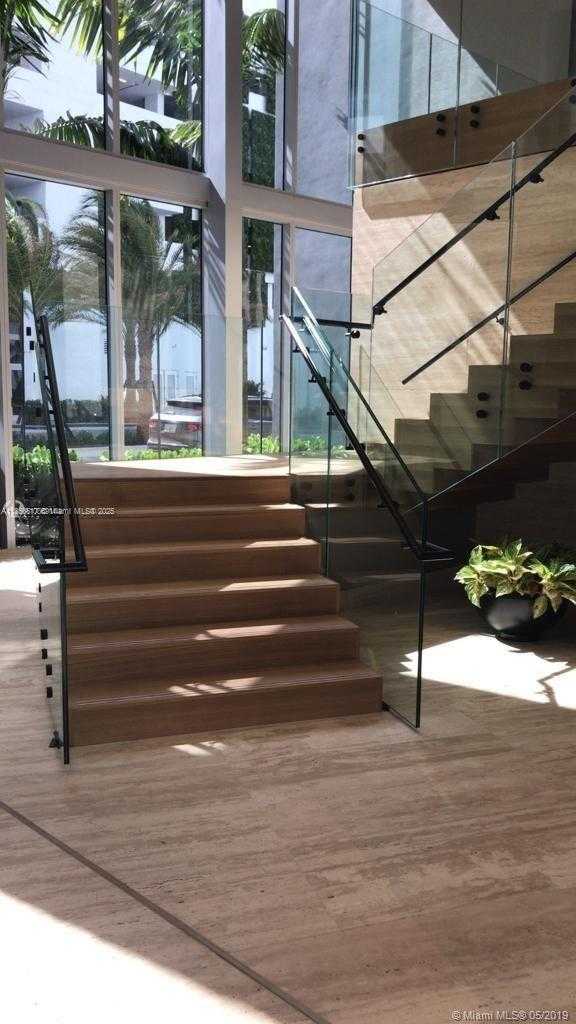 Small Image of 16385 EAST BISCAYNE BLVD #1001, North Miami Beach Number 10