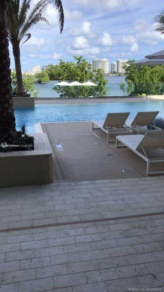 Small Image of 16385 EAST BISCAYNE BLVD #1001, North Miami Beach Number 11