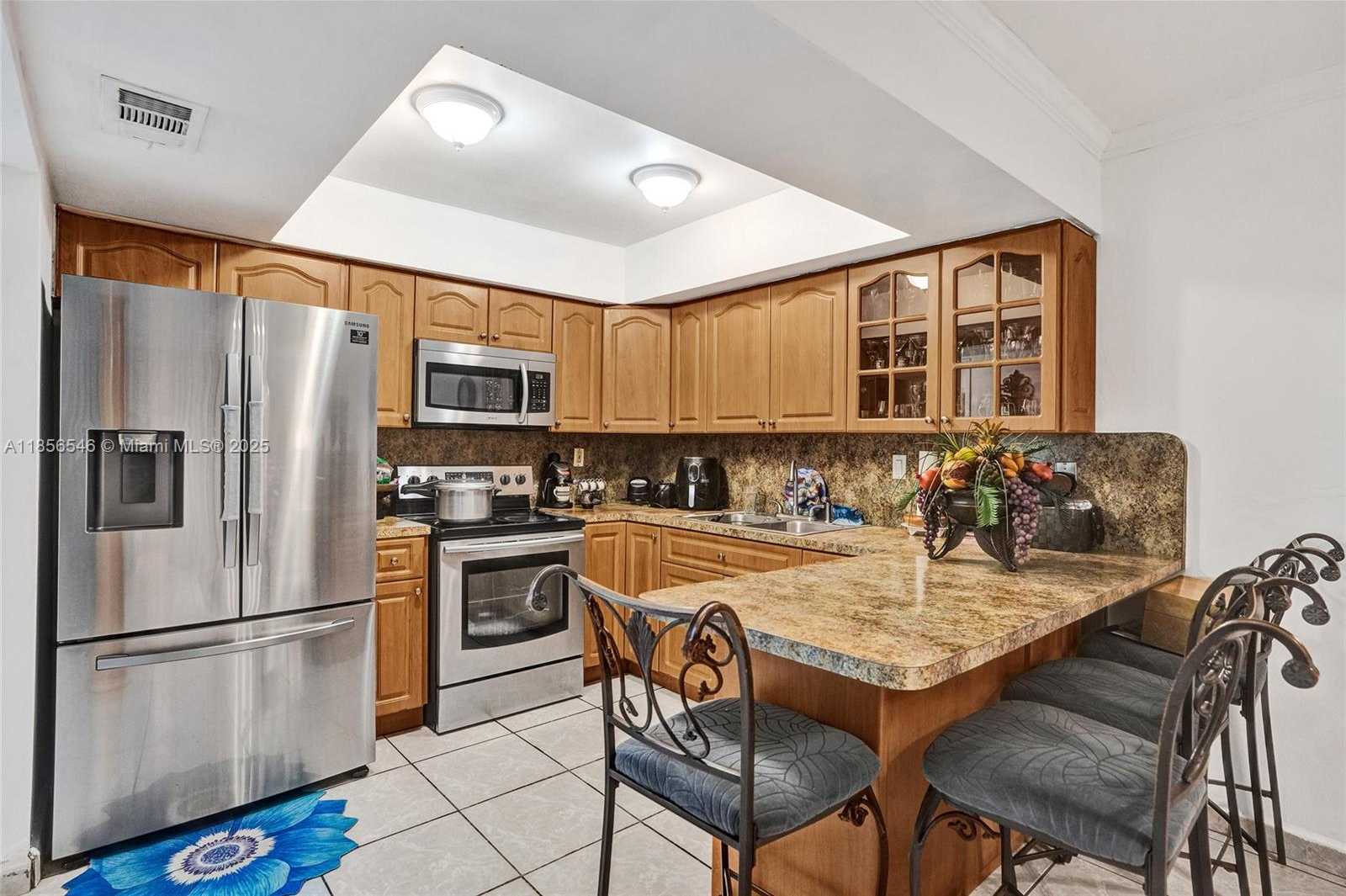 Small Image of 6925 WEST 3RD AVE, Hialeah Number 10