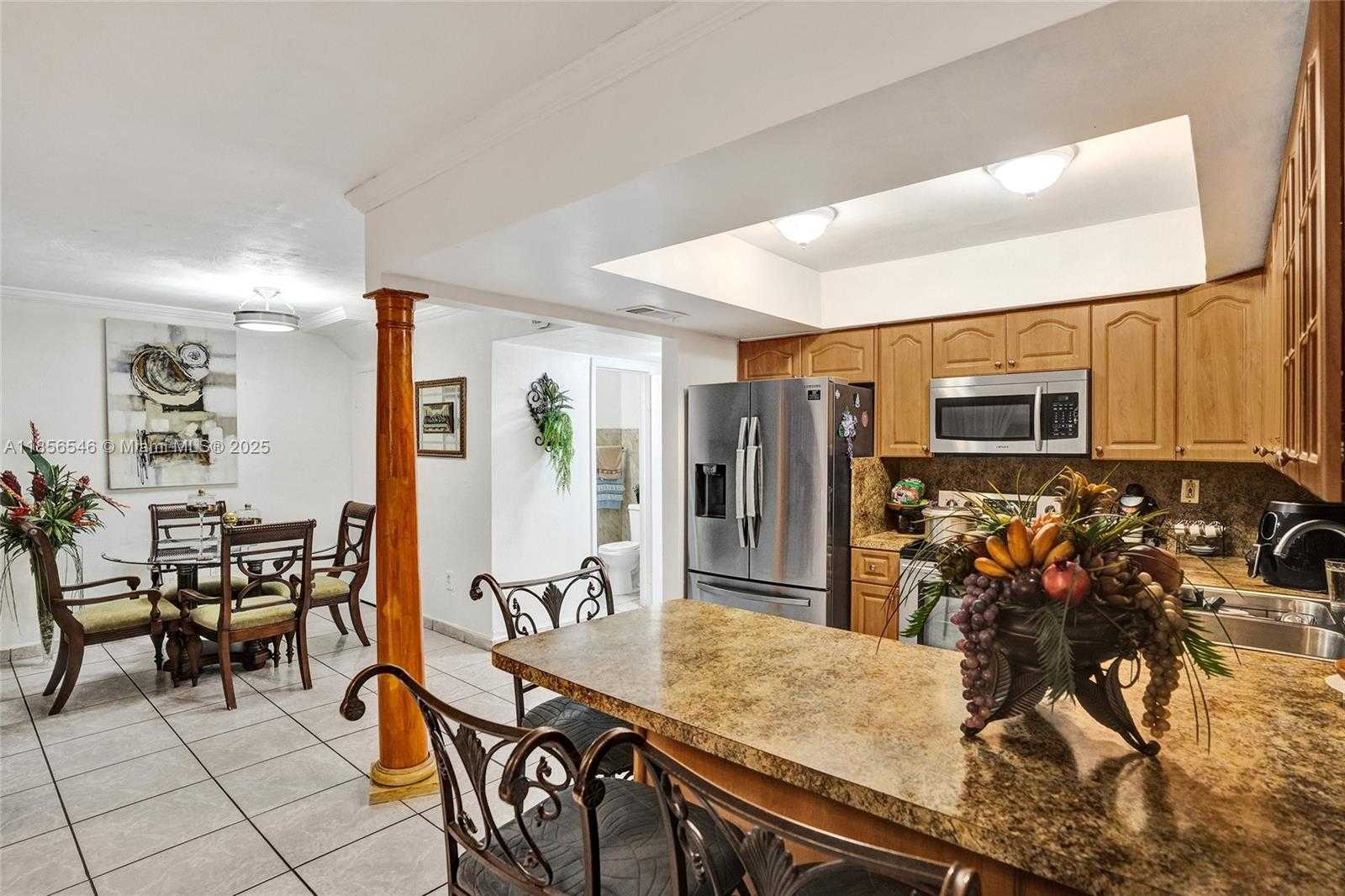 Small Image of 6925 WEST 3RD AVE, Hialeah Number 12