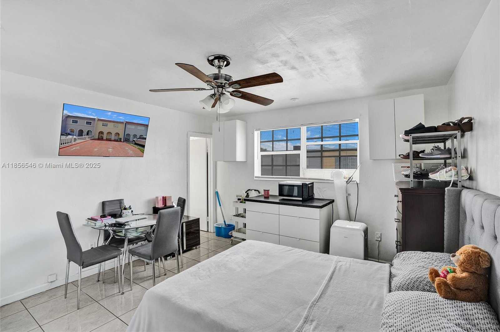 Small Image of 6925 WEST 3RD AVE, Hialeah Number 29