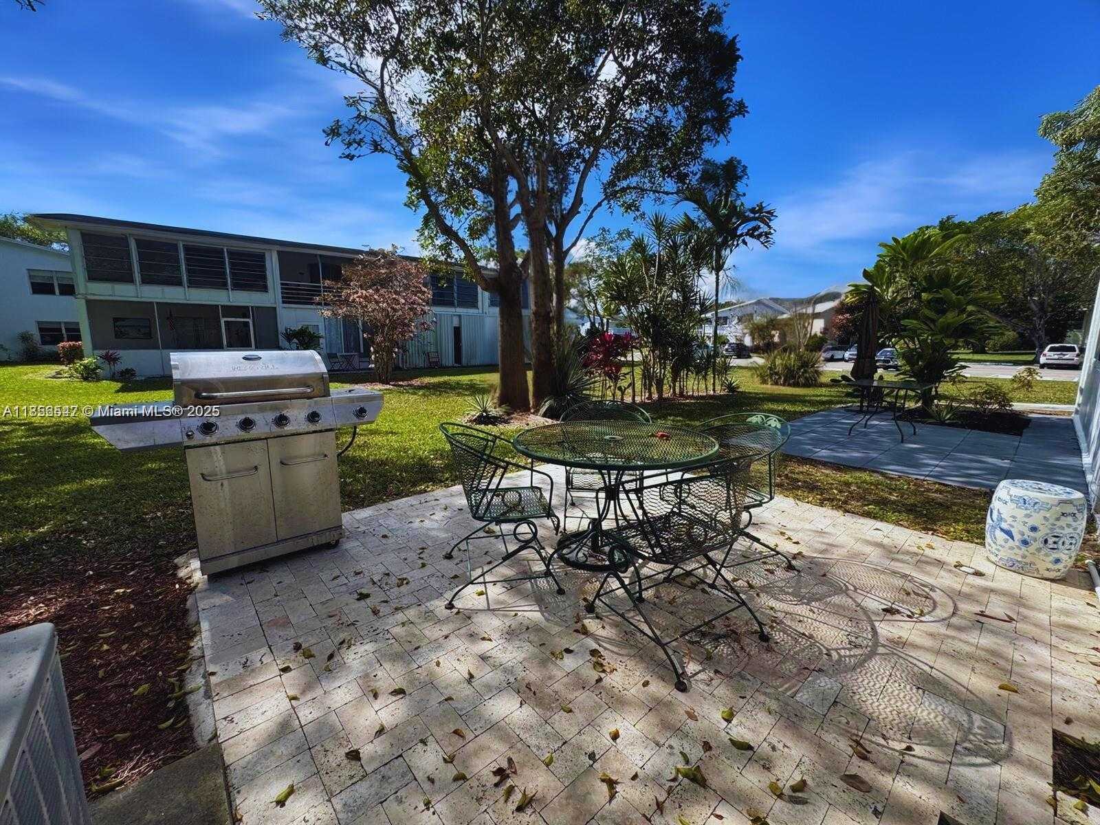 Small Image of 198 TILFORD J #198, Deerfield Beach Number 40