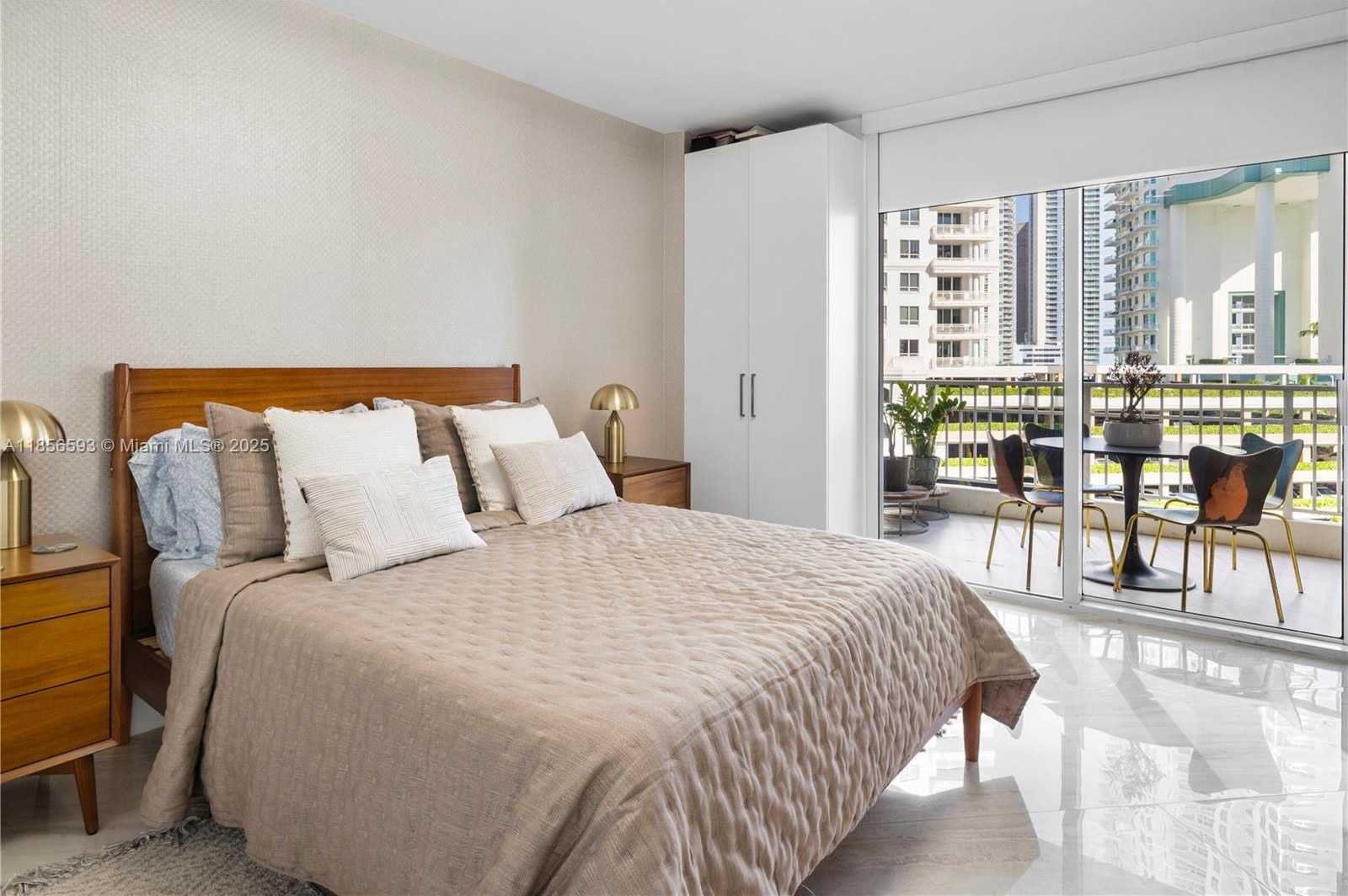 Small Image of 701 BRICKELL KEY BLVD #707, Miami Number 11