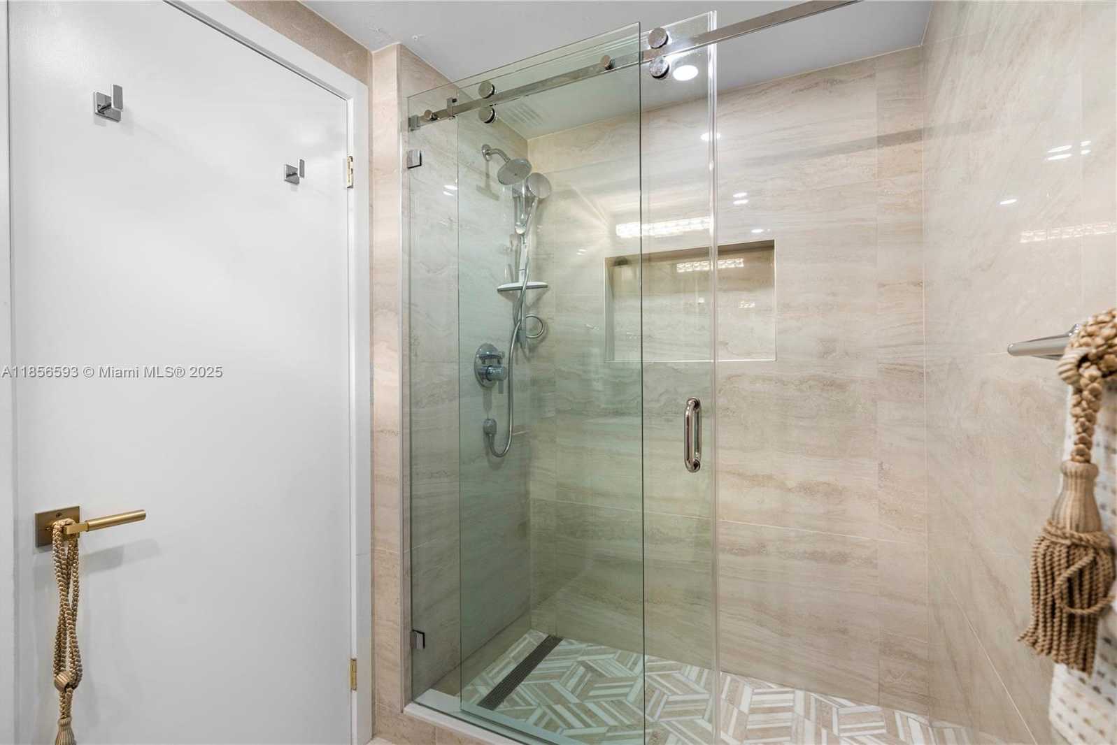 Small Image of 701 BRICKELL KEY BLVD #707, Miami Number 16