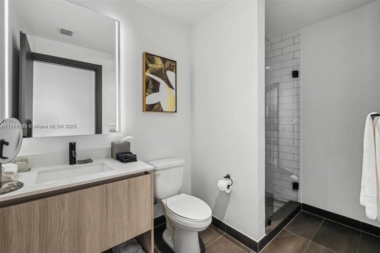 Small Image of 398 NORTH EAST 5TH ST #4415, Miami Number 16