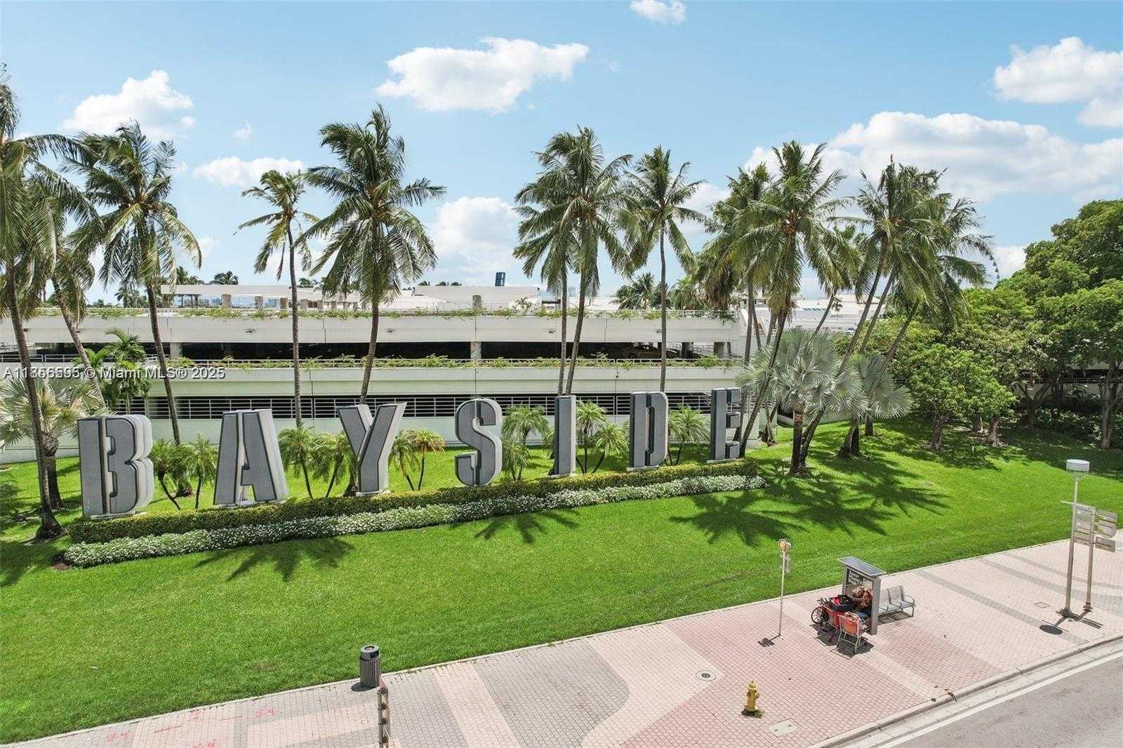 Small Image of 398 NORTH EAST 5TH ST #4415, Miami Number 32