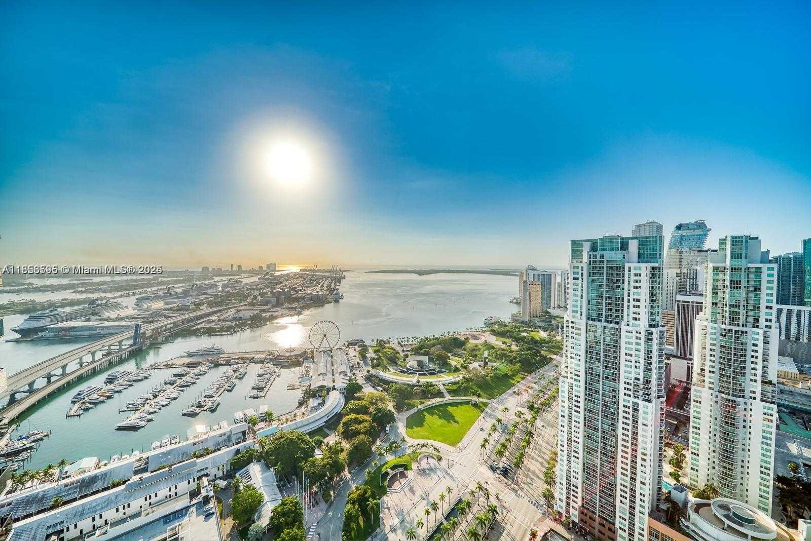 Small Image of 398 NORTH EAST 5TH ST #4415, Miami Number 37