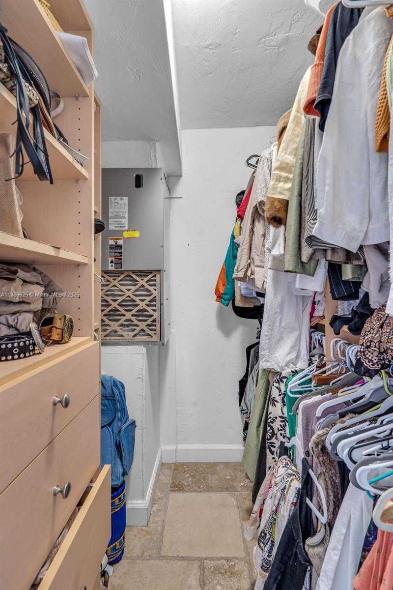 Small Image of 240 GALEN DR #314, Key Biscayne Number 14