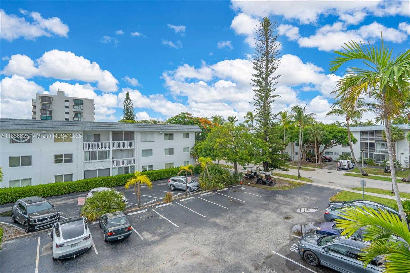 Small Image of 240 GALEN DR #314, Key Biscayne Number 18