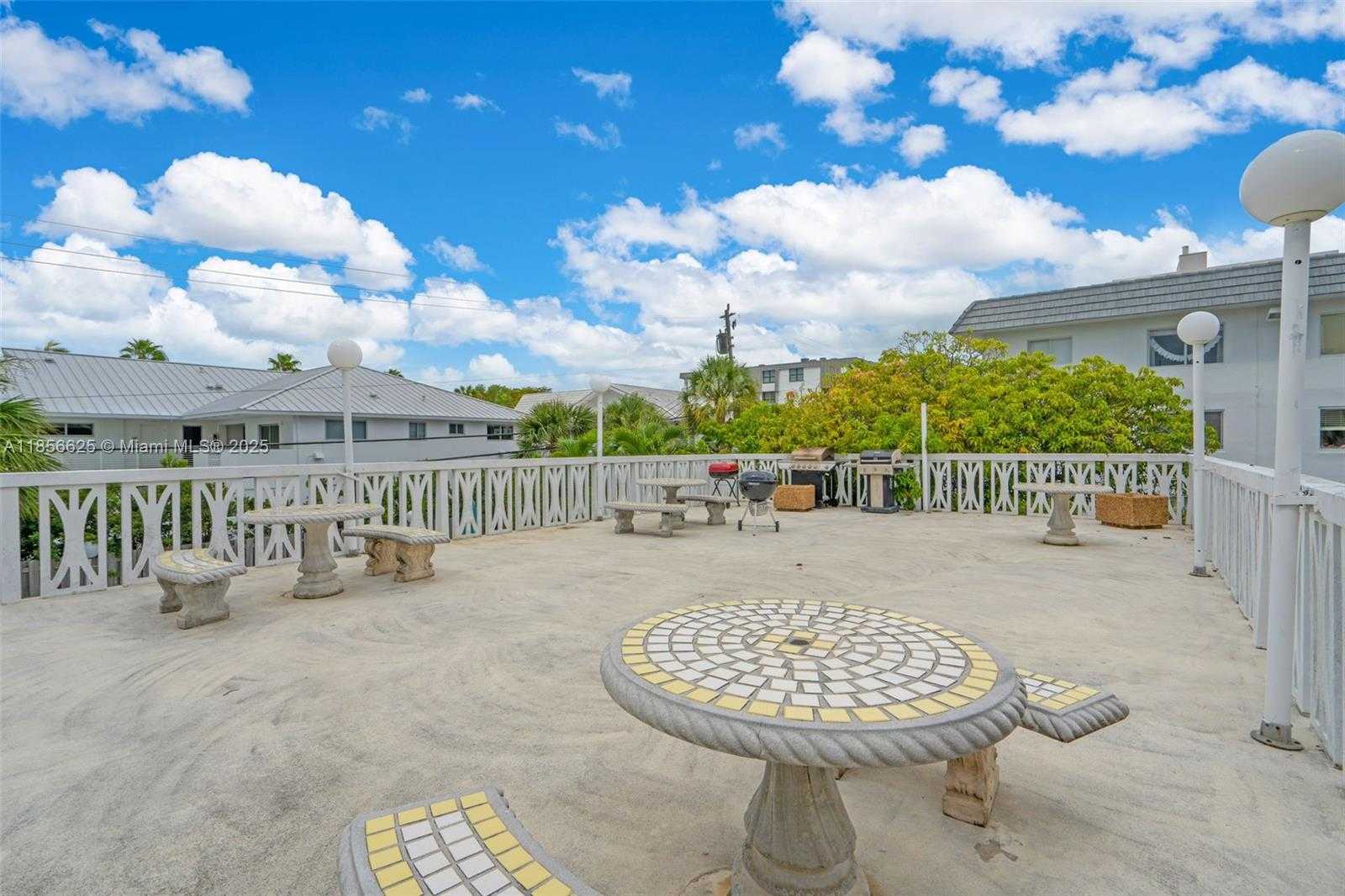 Small Image of 240 GALEN DR #314, Key Biscayne Number 22