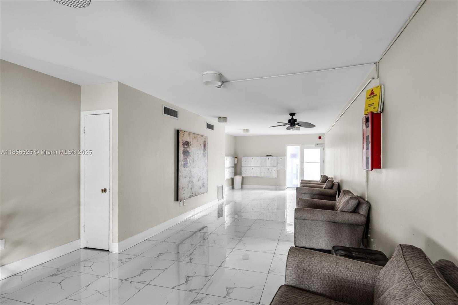 Small Image of 240 GALEN DR #314, Key Biscayne Number 24