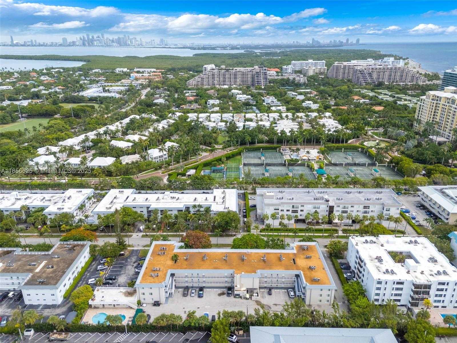 Small Image of 240 GALEN DR #314, Key Biscayne Number 33