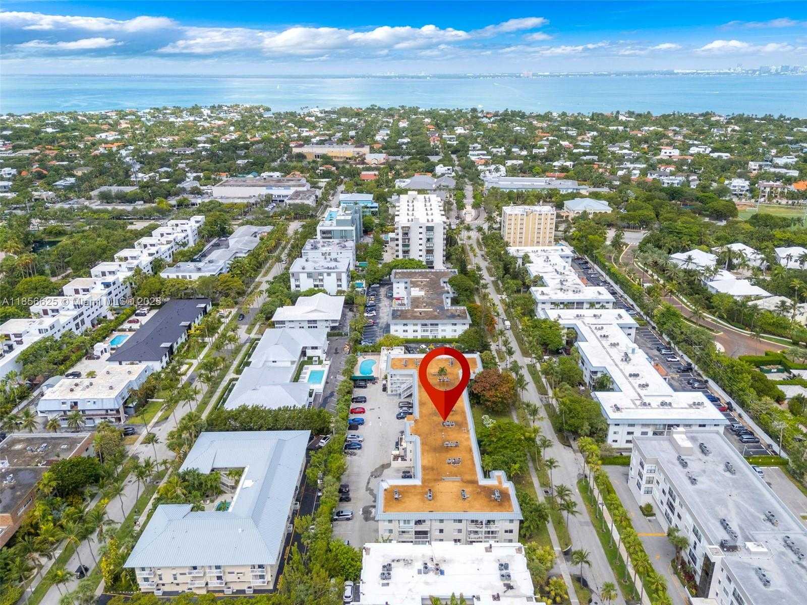 Small Image of 240 GALEN DR #314, Key Biscayne Number 34