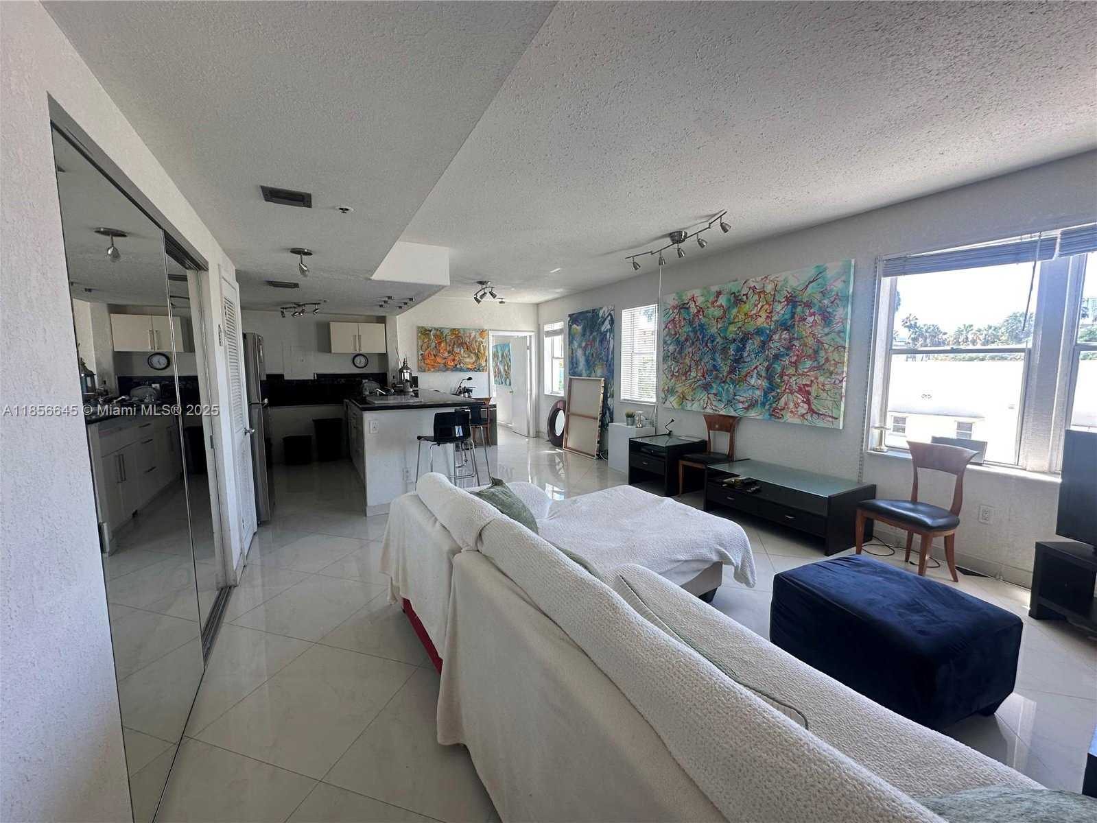 Small Image of 802 EUCLID AVE #305, Miami Beach Number 5
