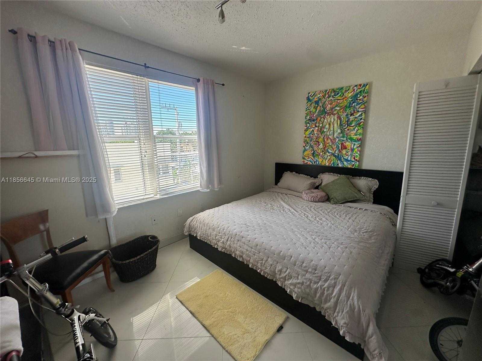 Small Image of 802 EUCLID AVE #305, Miami Beach Number 6