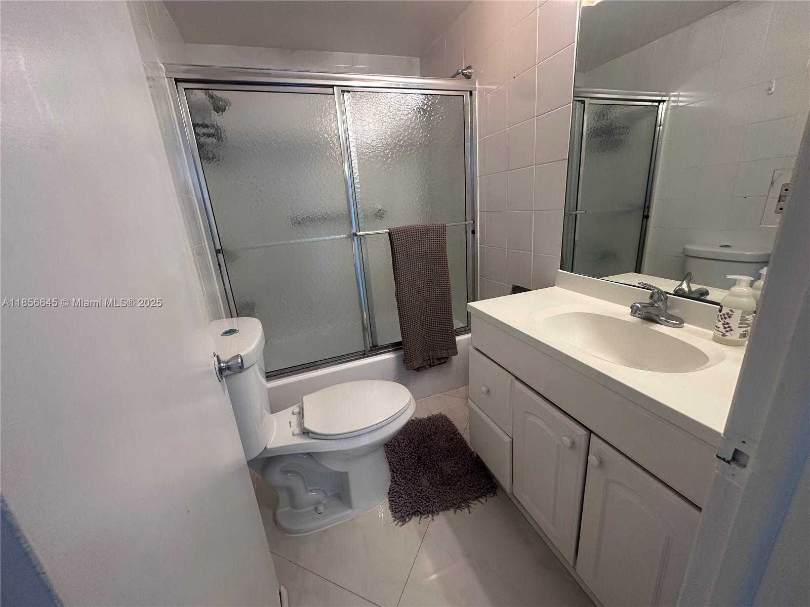 Small Image of 802 EUCLID AVE #305, Miami Beach Number 7