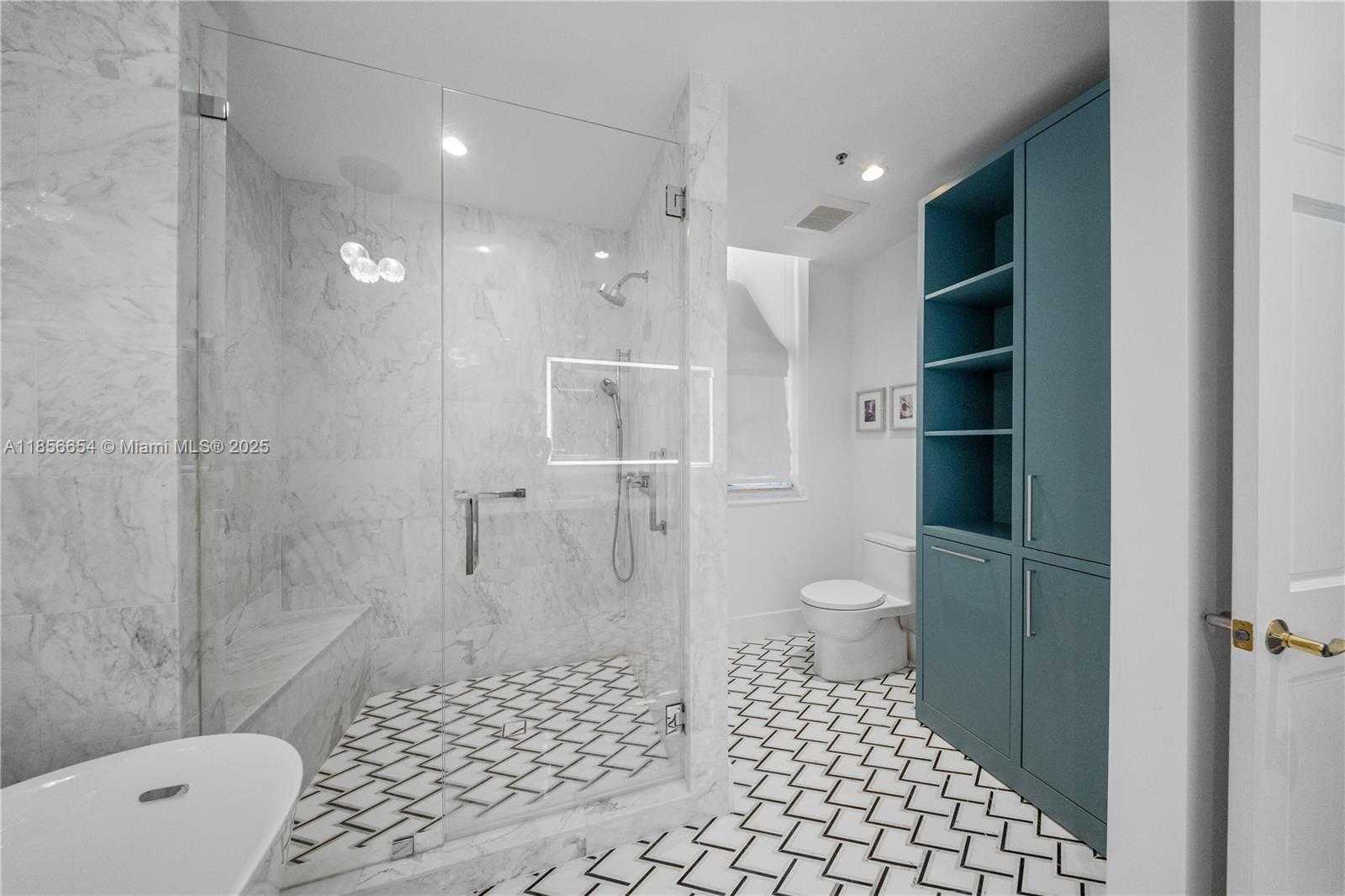 Small Image of 626 CORAL WAY #402, Coral Gables Number 14
