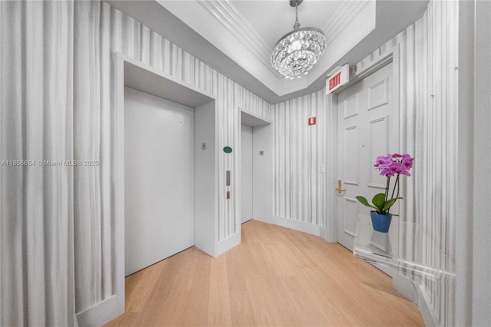 Small Image of 626 CORAL WAY #402, Coral Gables Number 2