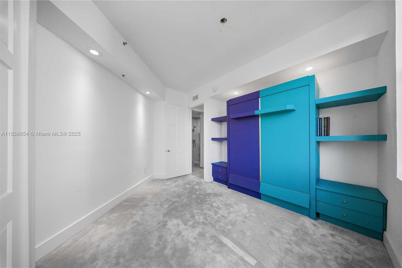 Small Image of 626 CORAL WAY #402, Coral Gables Number 22